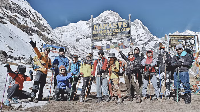 Sau 4 ngày trek từ Nayapul, nhóm bạn trẻ Việt mới đặt chân đến ABC