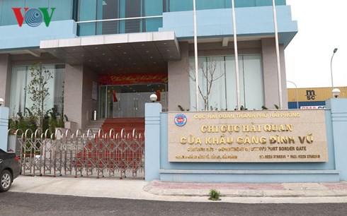  Chi cục Hải quan Cửa khẩu Cảng Đình Vũ (TP Hải Phòng).