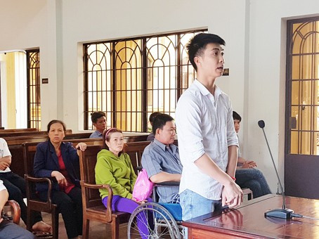 Bị cáo Lê Thanh Sĩ tại phiên tòa phúc thẩm. Bị cáo Lê Thanh Sĩ tại phiên tòa phúc thẩm.