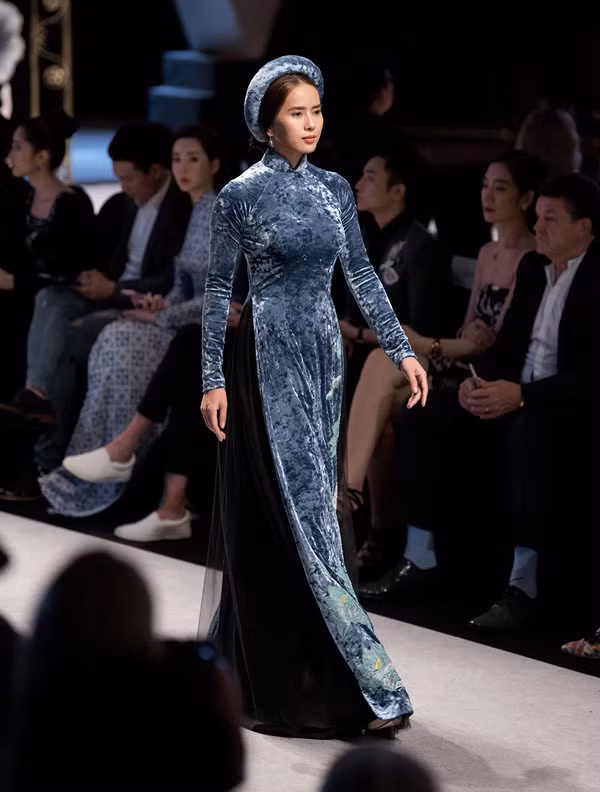 Khởi đầu với vai trò chuyên gia trang điểm, nhà thiết kế Bảo Bảo lấn sân thành công sang lĩnh vực thiết kế áo dài.