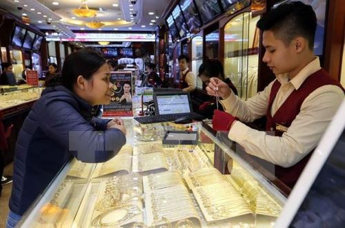 Giá vàng hôm nay 16/4 giao dịch khá ổn định. Giá vàng hôm nay 16/4 giao dịch khá ổn định.