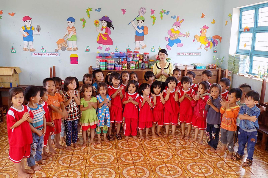 Tăng cường chính sách hỗ trợ đối với trẻ em mẫu giáo và giáo viên mầm non. Ảnh: T.N