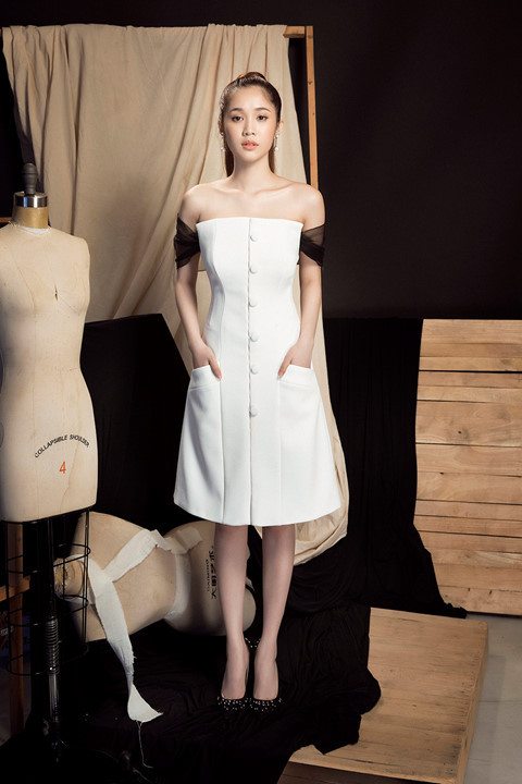 Người đẹp nhận nhiều lời khen cho phong cách thời trang nhẹ nhàng