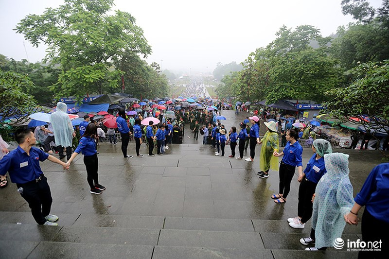 Thành công của lễ hội Đền Hùng không thể thiếu sự hỗ trợ của những 