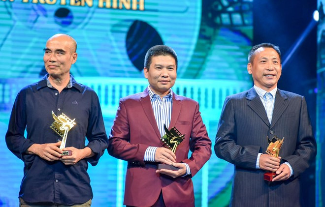 Đạo diễn và quay phim “Thương nhớ ở ai” nhận giải Cánh diều vàng.
