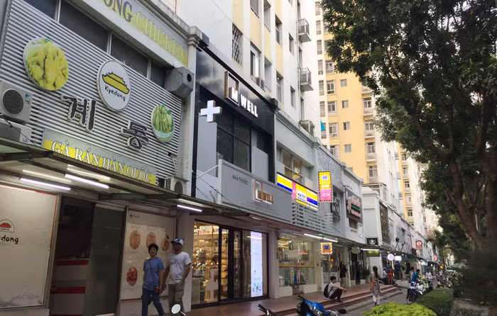 Một dãy phố thuộc khu Văn hóa giải trí của Phú Mỹ Hưng.