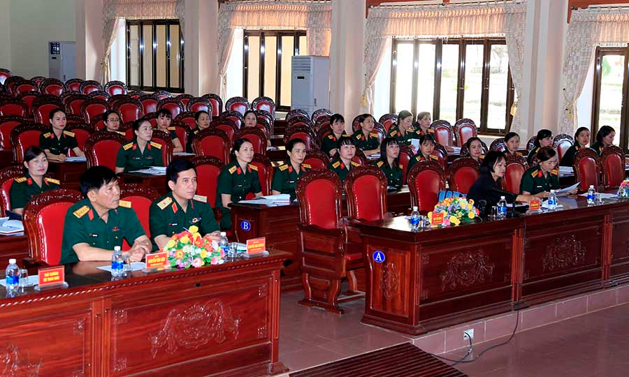 Cán bộ Hội phụ nữ cơ sở các cơ quan, đơn vị học tập tại hội nghị. Ảnh: Vũ Duy Cán bộ Hội phụ nữ cơ sở các cơ quan, đơn vị học tập tại hội nghị. Ảnh: Vũ Duy