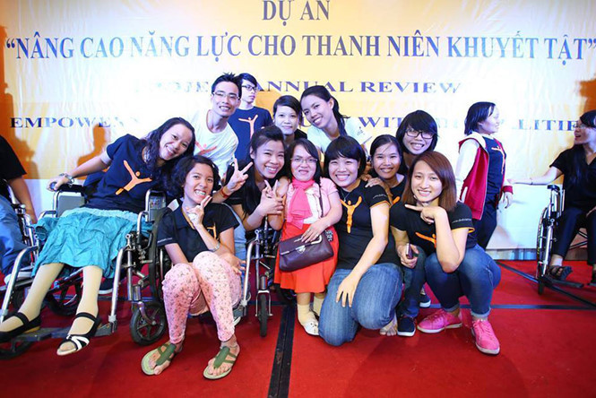 Lý tham gia một dự án dành cho người khuyết tật