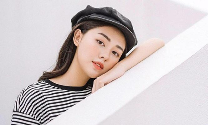 Trường THPT Phan Đình Phùng (Hà Nội) không chỉ nổi tiếng khi có nhiều thế hệ học sinh giỏi mà còn là nơi hội tụ nhiều gương mặt “trai xinh gái đẹp” có sức ảnh hưởng lớn đến giới trẻ. Trường THPT Phan Đình Phùng (Hà Nội) không chỉ nổi tiếng khi có nhiều thế hệ học sinh giỏi mà còn là nơi hội tụ nhiều gương mặt “trai xinh gái đẹp” có sức ảnh hưởng lớn đến giới trẻ.