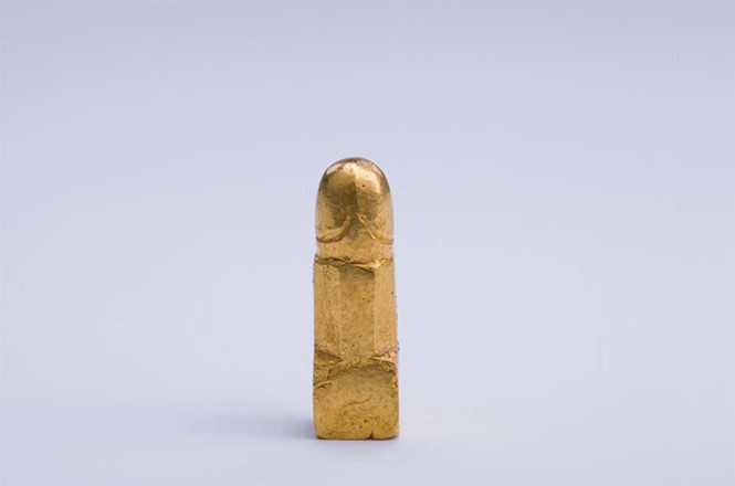 Linga bằng vàng. Linga bằng vàng.