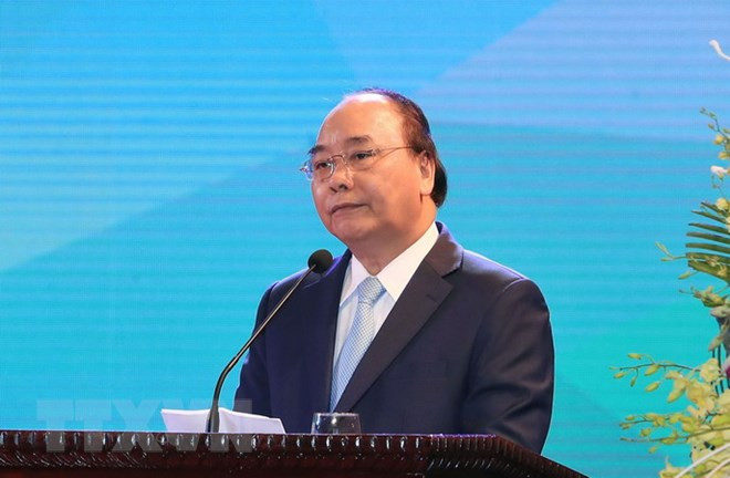 Thủ tướng Nguyễn Xuân Phúc phát biểu tại lễ kỷ niệm.  Thủ tướng Nguyễn Xuân Phúc phát biểu tại lễ kỷ niệm.
