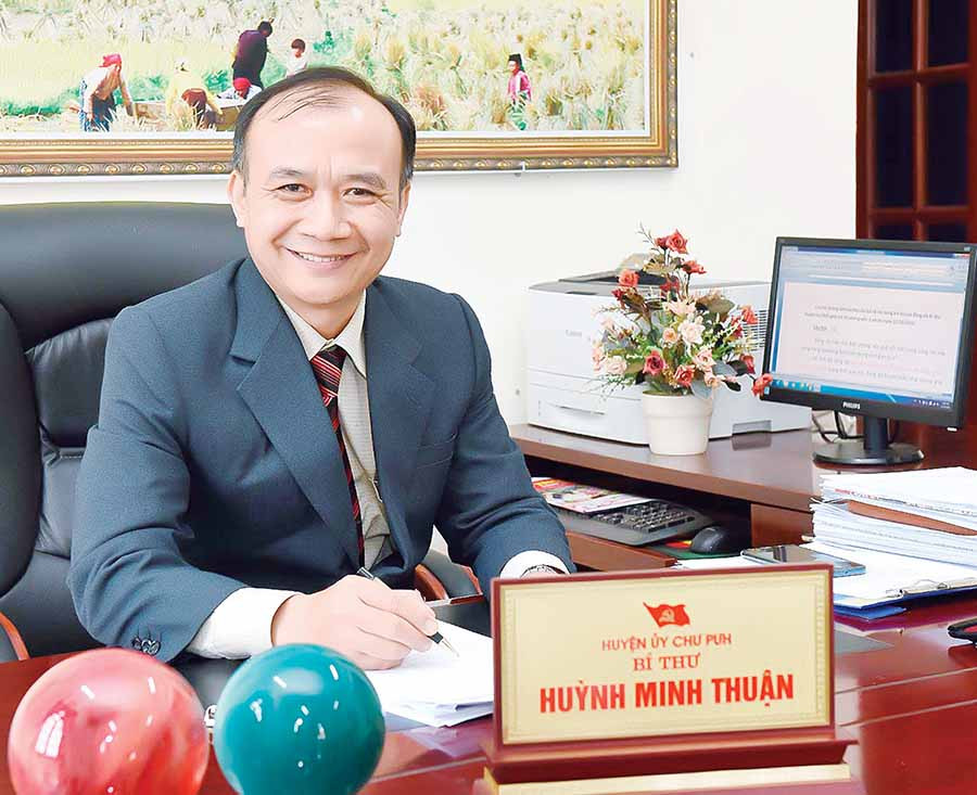 Bí thư Huyện ủy Chư Pưh Huỳnh Minh Thuận. Ảnh: Đ.T