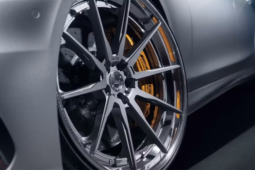  Mâm xe là bộ phận khá quan trọng trên xe ôtô. Ảnh ST.