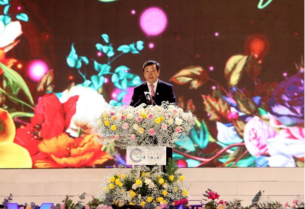Chủ tịch tỉnh Lâm Đồng Đoàn Văn Việt phát biểu khai mạc lễ hội. (Ảnh: Nhật Anh/TTXVN)