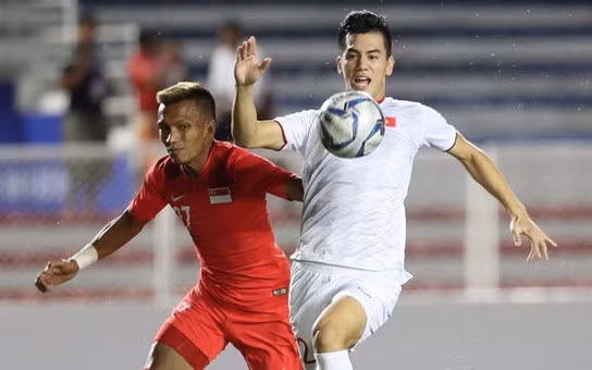 Khả năng càn lướt của Tiến Linh phù hợp để gây khó khăn cho hàng phòng ngự U22 Thái Lan Khả năng càn lướt của Tiến Linh phù hợp để gây khó khăn cho hàng phòng ngự U22 Thái Lan