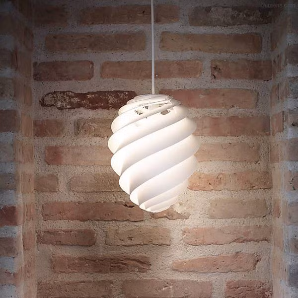  Đèn chiếu sáng lấy ý tưởng từ chiếc vỏ ốc mang vẻ đẹp của biển.