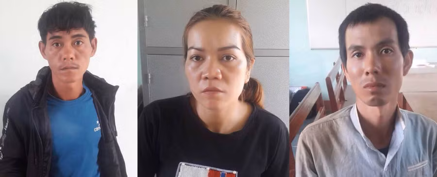 Các đối tượng Quyền, HDuong và Thanh (từ trái qua phải tại cơ quan Công an). Ảnh: Văn Ngọc