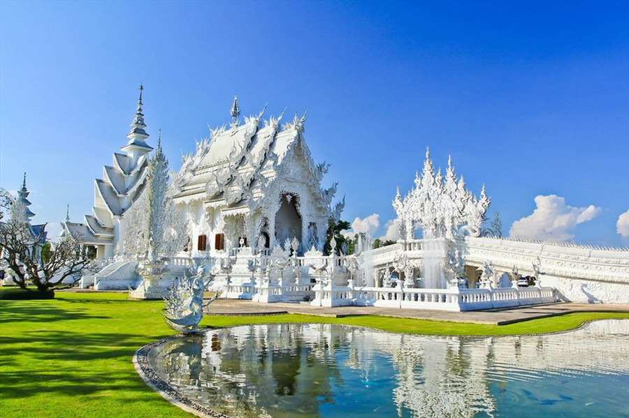 Wat Rong Khun (Chiang Mai, Thái Lan) hay còn gọi là 