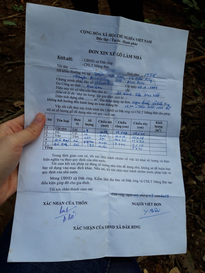 Một đơn xin gỗ về làm nhà của người dân