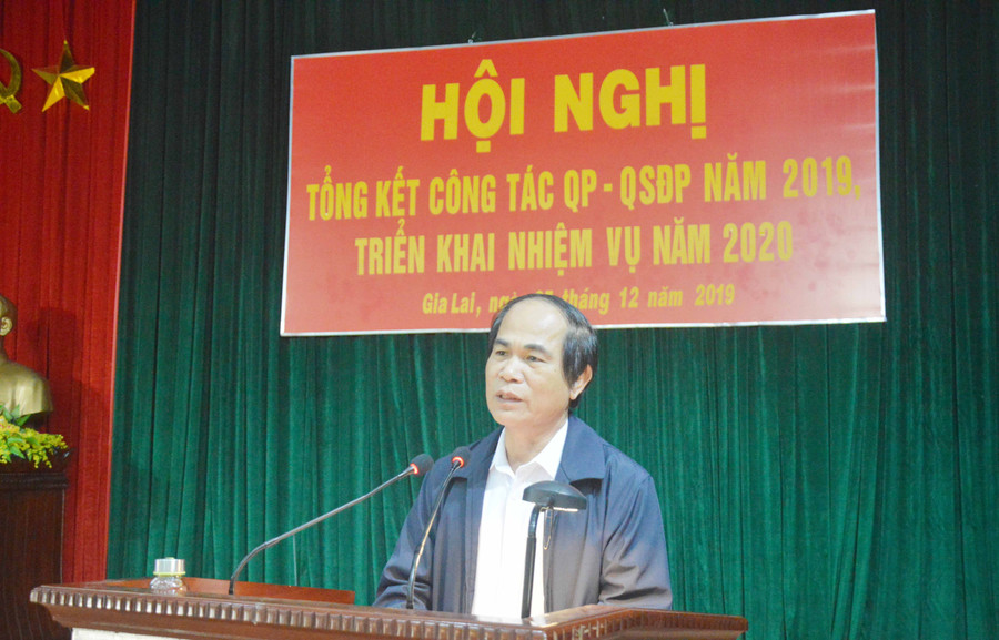 Chủ tịch UBND tỉnh kết luận hội nghi. Ảnh: Anh Huy