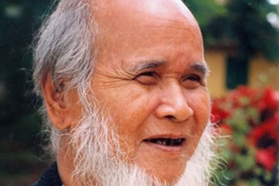 Anh hùng Núp. Ảnh: Nguyễn Quang Tuệ  Anh hùng Núp. Ảnh: Nguyễn Quang Tuệ