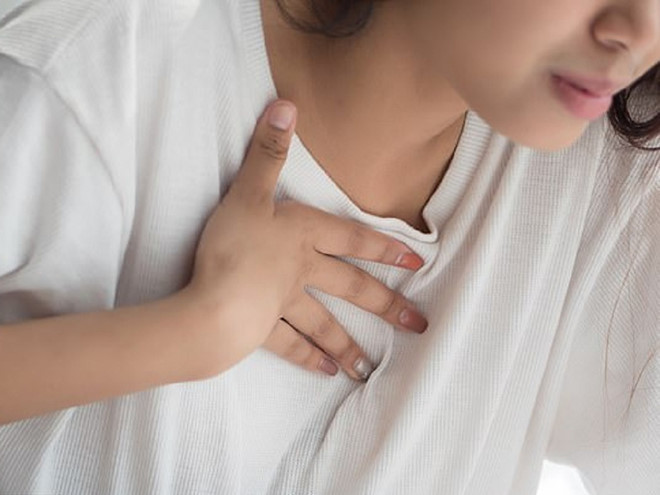 Bị ho và khó thở, cô Vicki Marshall đã ngỡ ngàng khi biết mình đang bị ung thư ở phổi, gan và cột sống - Ảnh minh họa: Shutterstock  Bị ho và khó thở, cô Vicki Marshall đã ngỡ ngàng khi biết mình đang bị ung thư ở phổi, gan và cột sống - Ảnh minh họa: Shutterstock