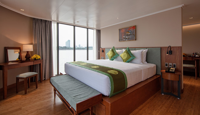 Nội thất sang trọng bên trong một căn phòng ngủ của du thuyền Victoria Mekong -Ảnh Phong Nguyen