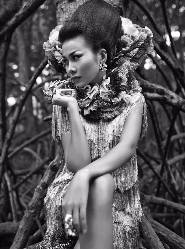 No.6 là một bản tụng ca về sức sống bất diệt và cuồng điên - qua một loài dị biệt trên Trái Đất này: Nấm.