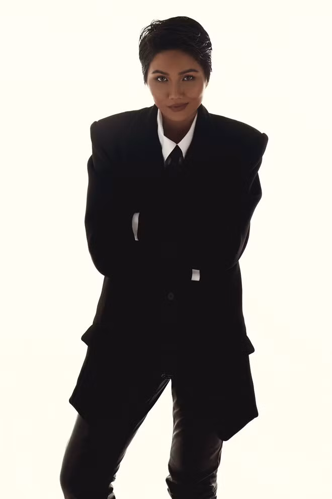 Bộ ảnh được chân dài thực hiện cách đây một năm nhưng đến hiện tại mới ra mắt - Ảnh: Milor Trần