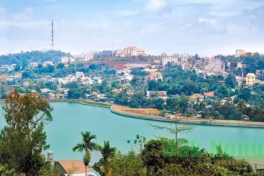 Một góc thị xã Gia Nghĩa. Ảnh: Ngọc Tâm