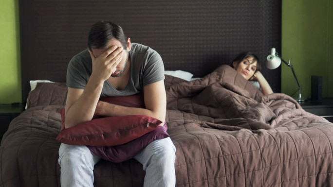 Nếu là đứa bé nhẹ cân khi ra đời, nam giới cần cẩn thận giữ gìn 