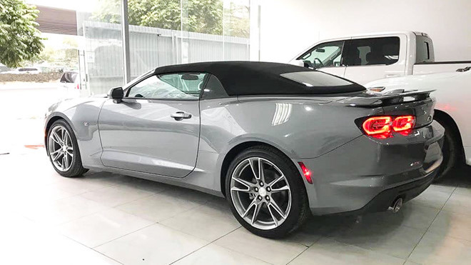 Đây là phiên bản mui trần đầu tiên của Chevrolet Camaro 2019 về Việt Nam Đây là phiên bản mui trần đầu tiên của Chevrolet Camaro 2019 về Việt Nam