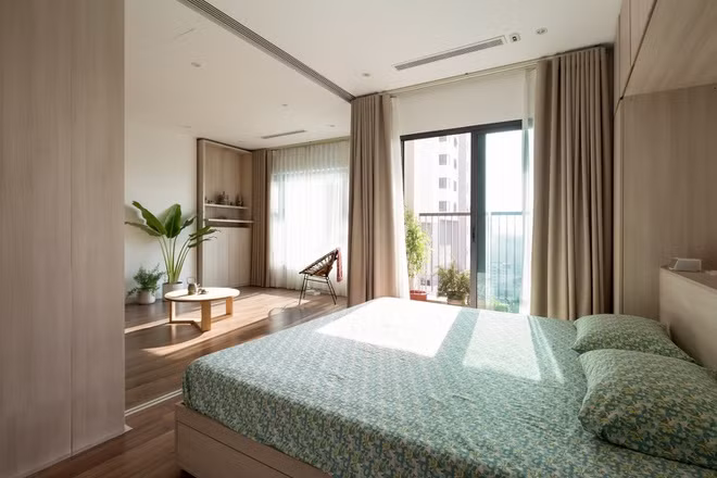 Logia của phòng ngủ master cũng trở nên rộng rãi hơn nhờ thiết kế này.