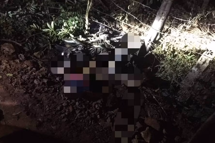 Hiện trường vụ việc kinh hoàng. Ảnh: LX Hiện trường vụ việc kinh hoàng. Ảnh: LX