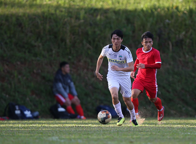 Tuấn Anh vẫn đang miệt mài chuẩn bị mùa bóng mới - Ảnh: Minh Trần