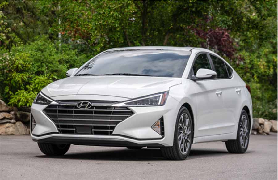 Doanh số bán Hyundai Elantra tại Mỹ tăng mạnh sau khi Ford Focus, Chevrolet Cruze ngừng phân phối