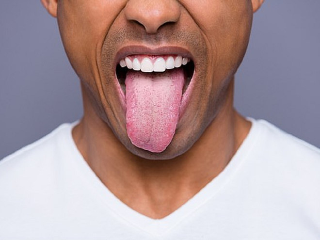 Khi qua tuổi 40, vị giác có thể bắt đầu suy giảm - Ảnh: Shutterstock Khi qua tuổi 40, vị giác có thể bắt đầu suy giảm - Ảnh: Shutterstock