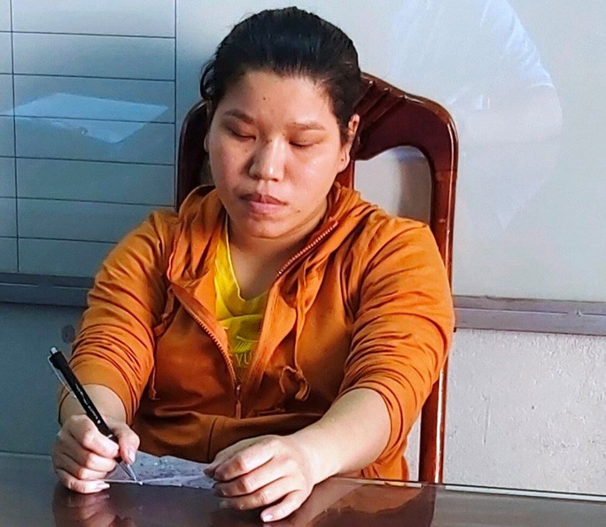Trần Thị Mỹ trộm hàng chục chỉ vàng của ba má dành dụm