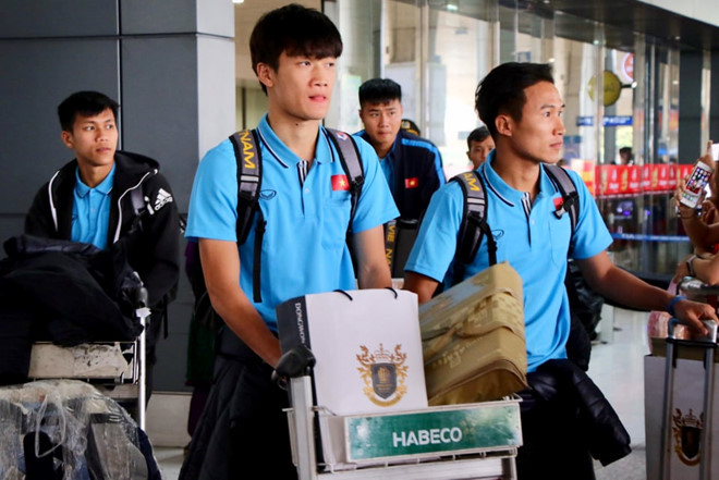 Tuyển U.23 VN trở về sau chuyến tập huấn ở Hàn Quốc - Ảnh: KHẢ HÒA Tuyển U.23 VN trở về sau chuyến tập huấn ở Hàn Quốc - Ảnh: KHẢ HÒA