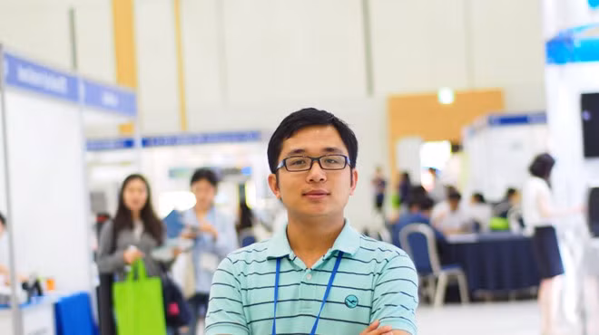 Chử Lương Luân mong muốn đóng góp cho các hoạt động nghiên cứu khoa học của sinh viên VN tại Hàn Quốc- Ảnh: NVCC