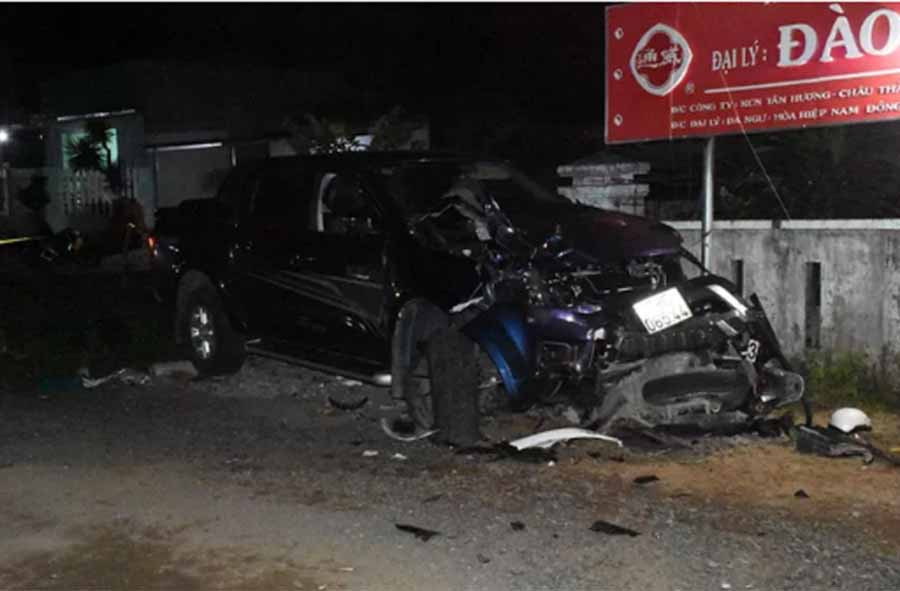  Chiếc xe bán tải gây tai nạn tại hiện trường