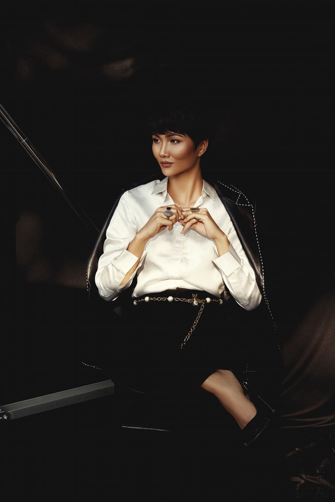 Người đẹp bồi hồi nhớ lại kỷ niệm dự thi Miss Universe 2018 - Ảnh: Milor Trần Người đẹp bồi hồi nhớ lại kỷ niệm dự thi Miss Universe 2018 - Ảnh: Milor Trần