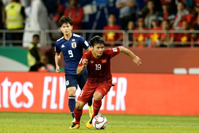 Quang Hải cùng đồng đội thắng đậm U.23 Thái Lan ở vòng loại VCK U.23 châu Á hồi tháng 3 - Ảnh: ĐỘC LẬP