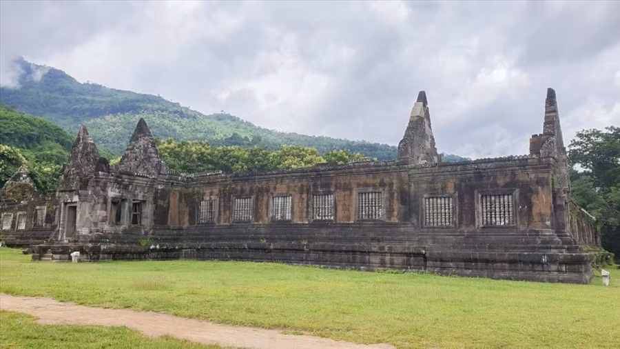  Một góc kiến trúc đền.