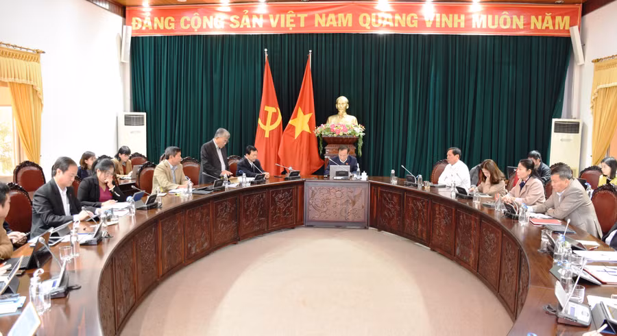 Quang cảnh thảo luận tổ tại kỳ họp. Ảnh: Trần Dung