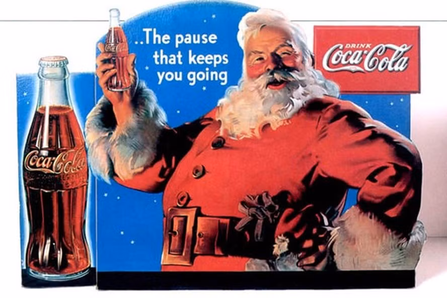 Hình ảnh ông già Noel trong tấm quảng cáo của CocaCola. Ảnh: Getty