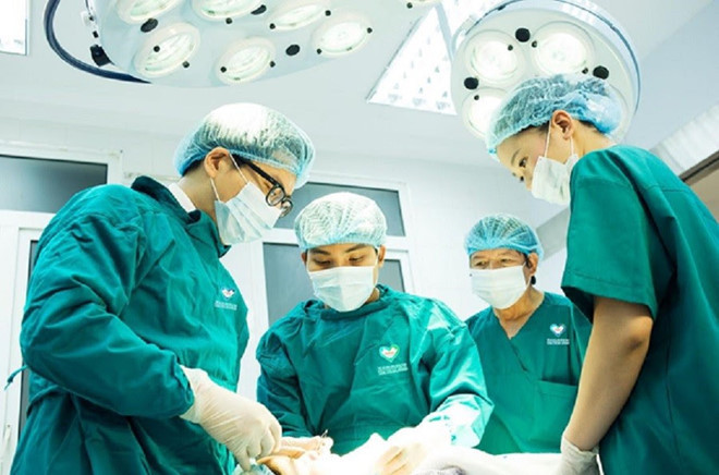 Bệnh viện đa khoa Tâm Trí cảnh báo người dân không nên tự uống thuốc chữa bệnh mà cần tham vấn bác sĩ hoặc thăm khám ở cơ sở y tế - Ảnh: Nguyễn Tú Bệnh viện đa khoa Tâm Trí cảnh báo người dân không nên tự uống thuốc chữa bệnh mà cần tham vấn bác sĩ hoặc thăm khám ở cơ sở y tế - Ảnh: Nguyễn Tú