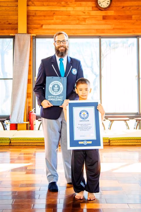 Wu Tsing-hsiu với kỷ lục Guinness mới xác lập được - Ảnh: Taipeitimes