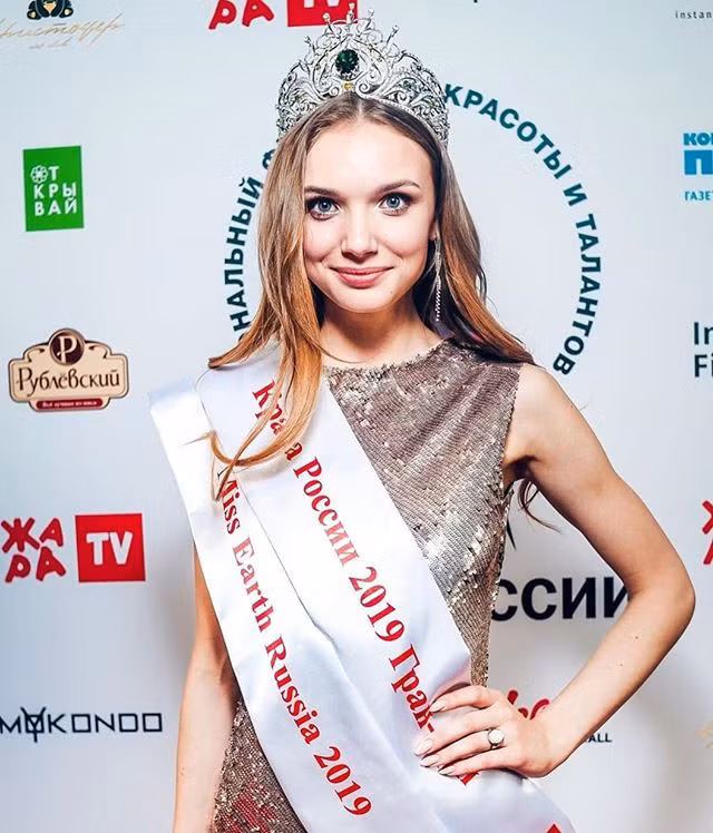  Anna Baksheeva cao 1,77m, đăng quang Hoa hậu Trái đất Nga 2019 vào ngày 26.6 tại cuộc thi Beauty of Russia 2019
