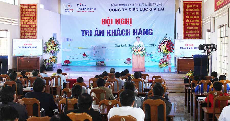 Quang cảnh hội nghị. Ảnh: Ngọc Thu